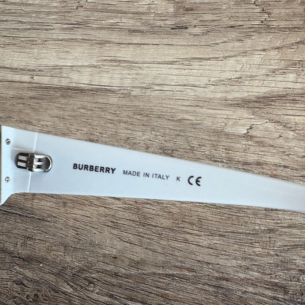 Burberry White and Gray Sunglasses - Picture 3 of 3